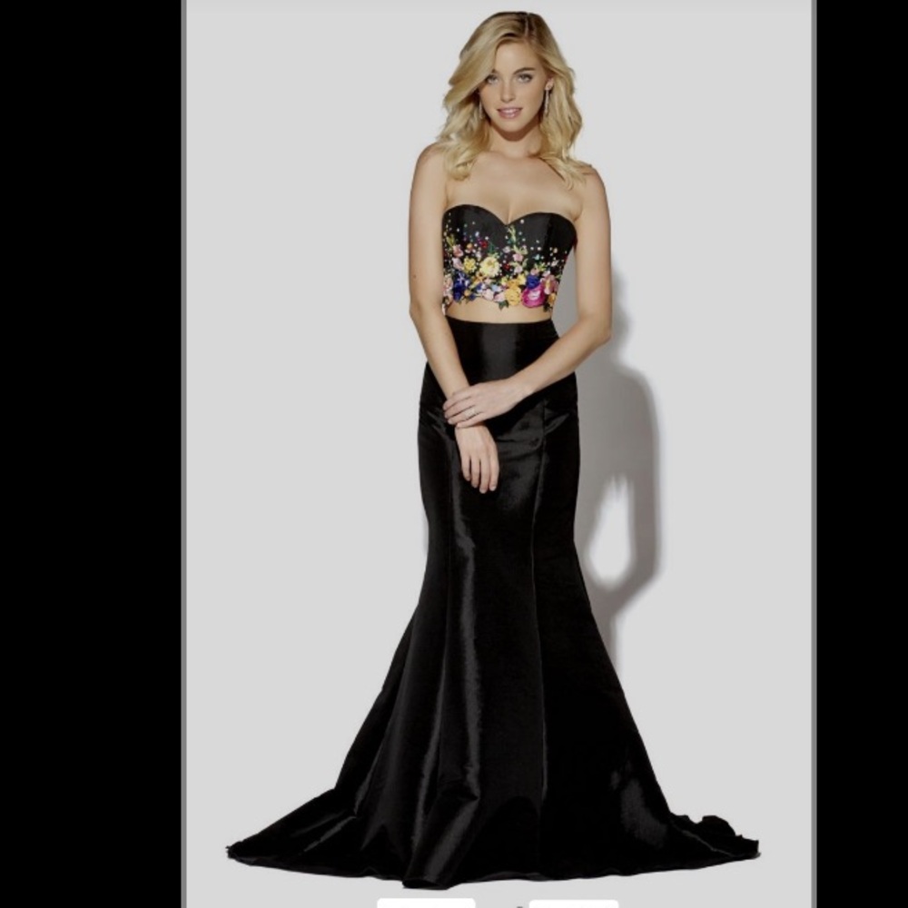 Chic Black Strapless Dress with Floral Accents